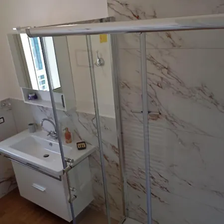 Daire Modern And Bright