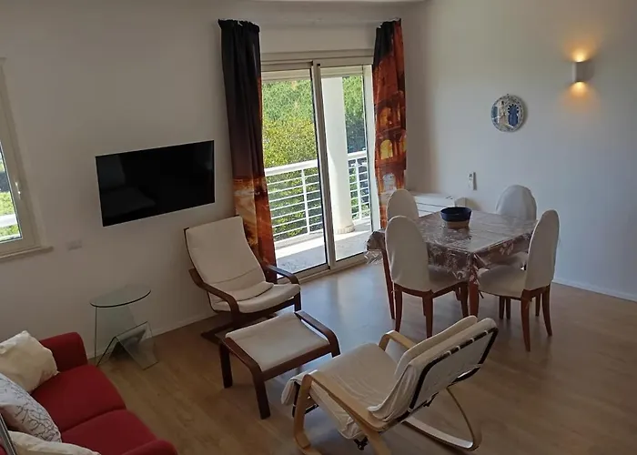 Apartment Modern And Bright