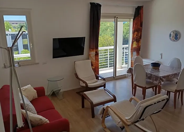 Modern And Bright Apartment Rome