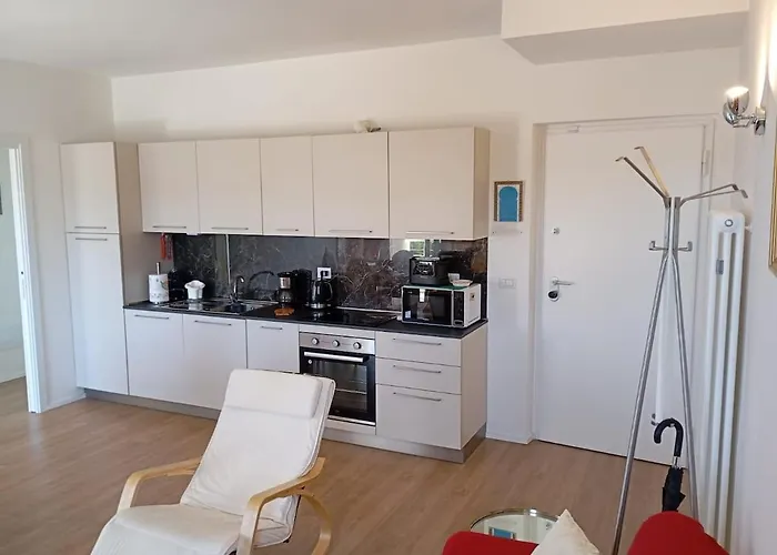 Modern And Bright * Rome